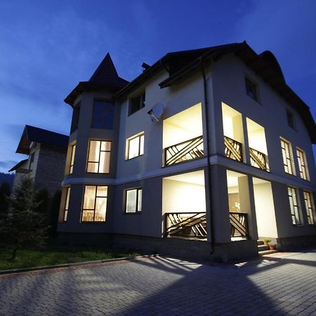 Панська Садиба Mykulyčyn Exteriér fotografie